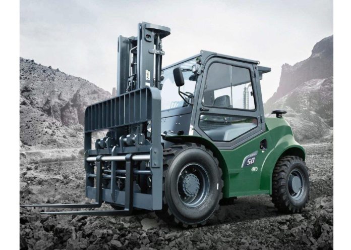 The Bheka rough terrain forklift is built for demanding environments and rugged applications.