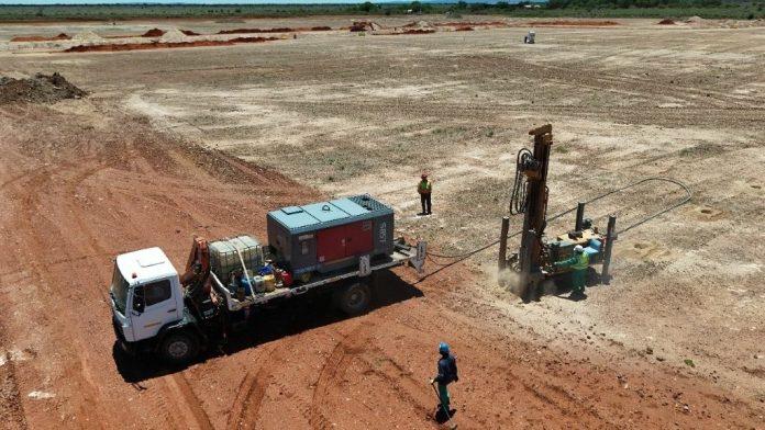 Aurex expects the oil and gas, mining, and renewables sectors to perform better in 2026